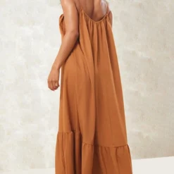 Robe Longue Plissée Rouille Superposée à Bretelles -Pas Cher Robe Tendre Magasin 8c6bab13a2ca58f9a74072cbd15a83e650ccc274 cne1533 2