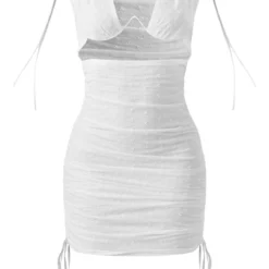 Robe Moulante Froncée Blanche Décolletée à Broderie Anglaise Et Découpes -Pas Cher Robe Tendre Magasin 8d78b20d6224fa344473f0433765364467858598 cne1368 5