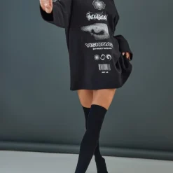 Robe Pull Noire Oversize à Col Rond Et Slogan Fearless -Pas Cher Robe Tendre Magasin 8e7e522923fe13315c5465755adabf0a554865aa cnc6646 3