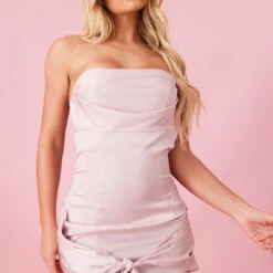 Robe Moulante Bustier Satinée Rose Nouée à Détail Drapé 9 Robe Moulante Bustier Satinée Rose Nouée à Détail Drapé -Pas Cher Robe Tendre Magasin 91b78cb72f5d667b84bae8b72ff6f7ade94c2e23 cnd5915 1