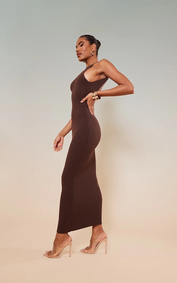 Robe Longue En Maille Tricot Marron Chocolat à Dos Nageur échancré 4 Robe Longue En Maille Tricot Marron Chocolat à Dos Nageur échancré – Image 4
