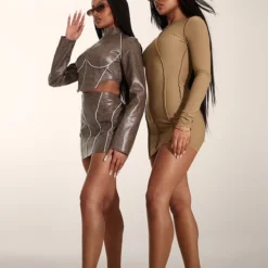 Robe Moulante Gris Pierre à Coutures Surjetées Et Manches Longues -Pas Cher Robe Tendre Magasin 928b8d3cf4d781419dc11fdcee4e3d406543df2f cnc5661 3