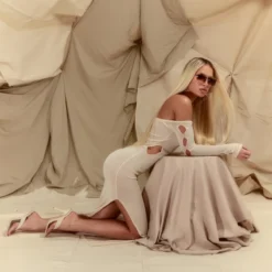 Robe Longue En Maille Transparente Crème Découpée à Manches Longues -Pas Cher Robe Tendre Magasin 92f25d573d3d6e5c4584dd9d8f3a6e2901a1d5f0 cnc5952 3