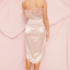 Robe Bustier Cache-coeur Mi-longue Rose Cendré Drapée à Ourlet Plumes -Pas Cher Robe Tendre Magasin 968d321b79eb306b1e4b1ecf2ff5d7bcfec1b57a cnd1250 2