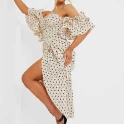 Robe Mi-longue Drapée Crème Imprimé Pois à Col Bardot Et Manches Volantées -Pas Cher Robe Tendre Magasin 9e82859afd80f56c38a17c7579af658a4add99e4 cmq6556 4