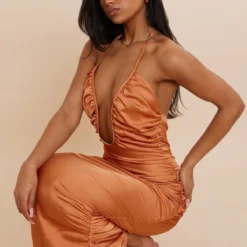 Robe Mi-longue Satinée Orange Brûlé Froncée Décolletée -Pas Cher Robe Tendre Magasin a0b0dec7054c0b9dcc5e86840155f21f407bd6c5 cnd7588 3