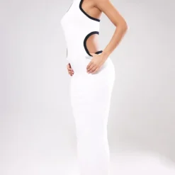 Robe Longue Découpée En Maille Côtelée Blanche à Contours Et Liserés Contrastants -Pas Cher Robe Tendre Magasin a0cb8ae836155245edd5ed668ff8170cab8eaaf2 cnd5452 3