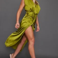 Robe Mi-longue Satinée Vert Sauge à Décolleté Plongeant Et Jupe Drapée -Pas Cher Robe Tendre Magasin a8f040a24775d54acd7fc46d3caa61f7899591ce cnd2064 3