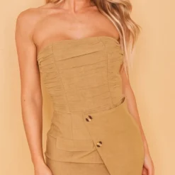 Robe Bustier Moulante Effet Lin Camel Froncée Style Portefeuille -Pas Cher Robe Tendre Magasin ab8c2d18c583c2094bf59fbd1d0221513a271d1e cnd8905 4