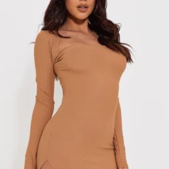 Robe Moulante Camel à Col Carré Et Manches Longues 7 Robe Moulante Camel à Col Carré Et Manches Longues -Pas Cher Robe Tendre Magasin add686f2e9e74ee42d90b1c8474e90940660975c cnd1261 3