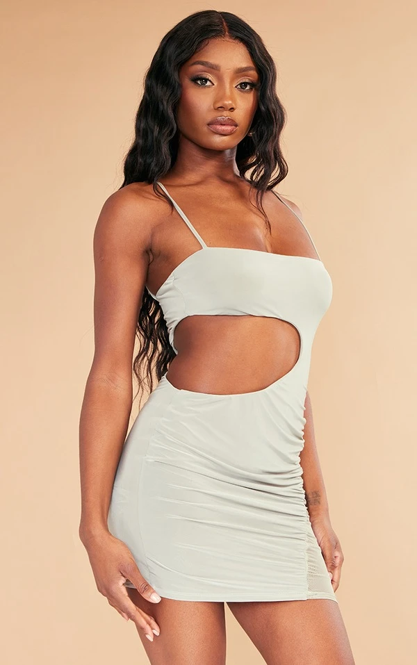 Robe Moulante Sable Pâle à Partie En Mesh Froncée Et Découpe