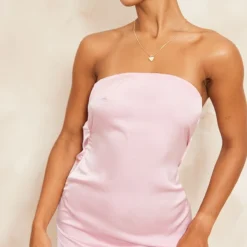 Robe Moulante Bustier Satinée Rose Vif à Bretelle Dans Le Dos -Pas Cher Robe Tendre Magasin af2c56e8566925b05a5d543fc3b00f99779536c4 cne7698 4