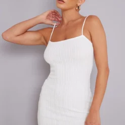 Robe Moulante Côtelée Texturée Blanche à Bretelles -Pas Cher Robe Tendre Magasin b072a93811b1a5f1f249b67ae6c14637579b7e81 cmy8306 4