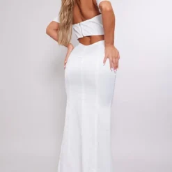 Robe-corset Longue Blanche à Dos Nu Découpé Et Col Bardot -Pas Cher Robe Tendre Magasin b9cf811dbde2ffed961198c1134f52e44fa2bbee cne2933 2