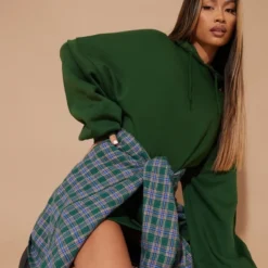 Robe Pull Oversize En Sweat Vert Forêt à Capuche -Pas Cher Robe Tendre Magasin c5624355e4c3472da2a65487438371544cc8a68f cmv4109 4