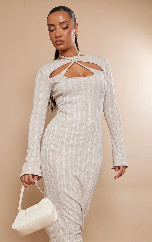 Robe Longue Côtelée Avoine Découpée à Nouer Dans Le Cou 4 Robe Longue Côtelée Avoine Découpée à Nouer Dans Le Cou – Image 4