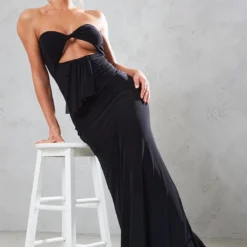 Robe Longue Bustier Noire Très Moulante à Détail Torsadé -Pas Cher Robe Tendre Magasin c86db176e37a16d2271dc5cdfb5b9c5ad3c5591f cnc3567 3
