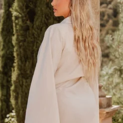 Robe Blazer Droite Blanc Cassé Effet Lin Très Décolletée à Détail Noué 6 Robe Blazer Droite Blanc Cassé Effet Lin Très Décolletée à Détail Noué -Pas Cher Robe Tendre Magasin cc1c578c0de4310b090e3f6051df8ab992e9727c cne1822 2