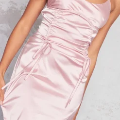 Robe Moulante Satinée Rose à Fronces Et Armatures Détail Bretelles -Pas Cher Robe Tendre Magasin cd5560bd5f99b99b0dfcc4d50e92a23d91bc57d2 cnd5862 4