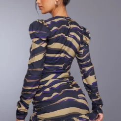 Robe Moulante Imprimée Zèbre Multicolore Froncée à Col V Volanté -Pas Cher Robe Tendre Magasin cd57ab7fd221074173869b6a1f35be374d0046c7 cnc6632 2