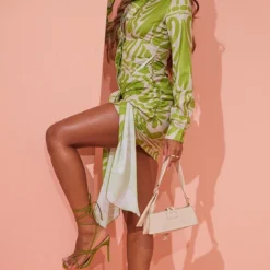 Robe Chemise Verte Imprimé Abstrait à Devant Noué -Pas Cher Robe Tendre Magasin d325c66405a6c7de698b44b90415677b13581c03 cmy6049 4