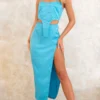 Robe Bustier Mi-longue Satinée Bleue Fendue à Corset Et Ourlet Style étrier