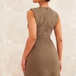 Robe Moulante Décolletée Kaki Sans Manches à Détail Poches 6 Robe Moulante Décolletée Kaki Sans Manches à Détail Poches -Pas Cher Robe Tendre Magasin db321401f9d1787c34419bd7c7c70b9911b6013f cne1404 2