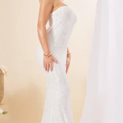 Robe Longue Bustier Texturée Blanche Métallisée à Dos Bénitier 6 Robe Longue Bustier Texturée Blanche Métallisée à Dos Bénitier -Pas Cher Robe Tendre Magasin dcb3739c422721e6a0b6d0ade5f32b9b8efe7bf0 cnd7639 3