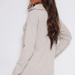 Robe Pull Oversize Côtelée Sable à Col Haut Et Demi-zip -Pas Cher Robe Tendre Magasin dd0c7b8a38cd4125371f4b4d1941ba6faa4de768 cnc2874 2