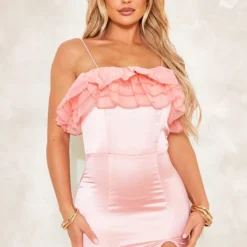 Robe Moulante Rose Satinée à Volants En Organza Et Bretelles 6 Robe Moulante Rose Satinée à Volants En Organza Et Bretelles -Pas Cher Robe Tendre Magasin de5843f1fb0330c864f537ccca38d253d21eba94 cnd2308 1