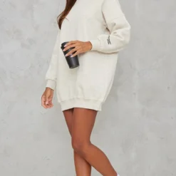 PRETTYLITTLETHING Robe En Sweat Avoine Oversize à Manches Raglan 8 PRETTYLITTLETHING Robe En Sweat Avoine Oversize à Manches Raglan -Pas Cher Robe Tendre Magasin e0aa5d48e5720fe771a7945358c7a20054db7286 cmu2507 3