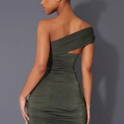 Robe Moulante Kaki Froncée Asymétrique -Pas Cher Robe Tendre Magasin e90ee6b909caca9be6e2384fb87e36c38648a039 cnc5933 2