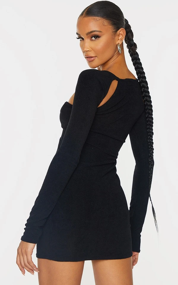 Robe Moulante Découpée En éponge Noire à Manches Longues 2 Robe Moulante Découpée En éponge Noire à Manches Longues – Image 2