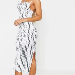 Pure Robe Mi-longue Satinée Blanche à Pois Et Bretelles Croisées Au Dos -Pas Cher Robe Tendre Magasin f2af6523fbe81d2559bfe7c830549e0b4b9a8228 cmg5257 4