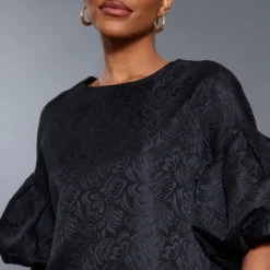 Robe Babydoll Noire En Jacquard Texturé à Manches Bouffantes -Pas Cher Robe Tendre Magasin f640cec0f2b3c2531e835d1ea4952f98b7b08a91 cnb9627 4