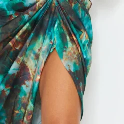 Robe Mi-longue Satinée Verte Imprimée à Col Bénitier Et Côté Froncé -Pas Cher Robe Tendre Magasin f9f89d1788f0b76298a8049e3d0694dfba9e1906 cmm5294 4