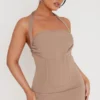 Robe Moulante Tissée Café Au Lait à Dos Nu Noué Et Armatures